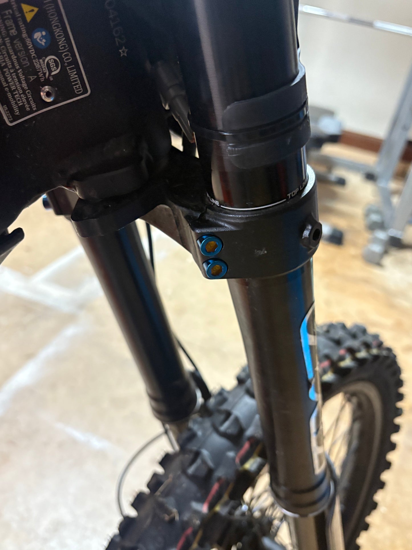 Bottom Triple Tree Talaria x3 bolts